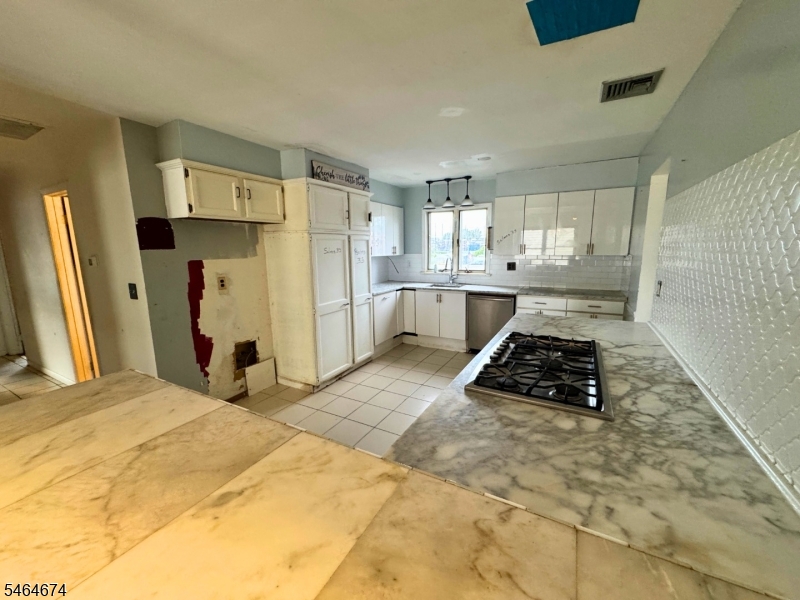 43 Hope St Property Photo 5