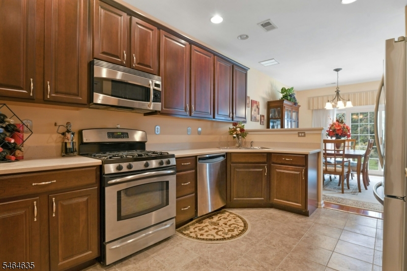 227 Concord Pl Property Photo 9