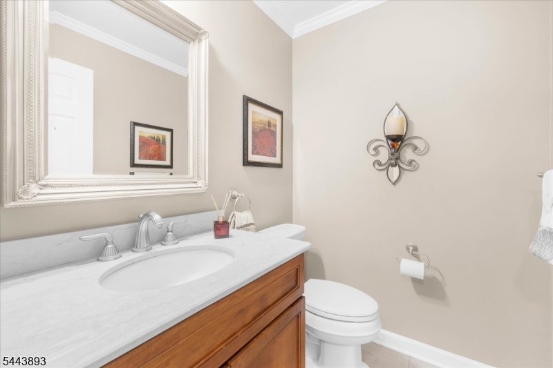 753 Vanessa Ln Property Photo 12