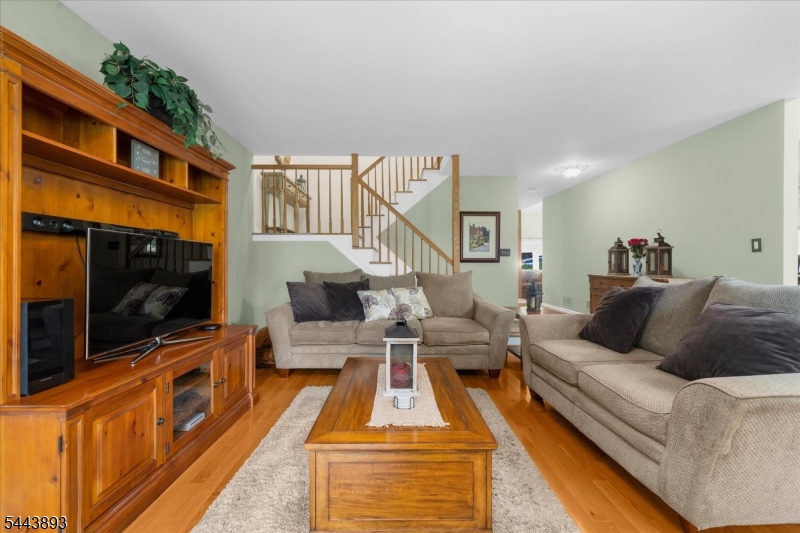 753 Vanessa Ln Property Photo 14