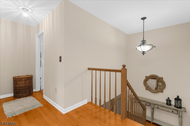 753 Vanessa Ln Property Photo 16