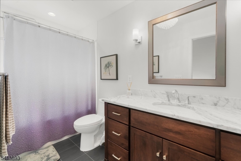 753 Vanessa Ln Property Photo 22