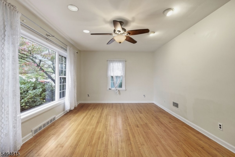 9 Miller Ave Property Photo 5