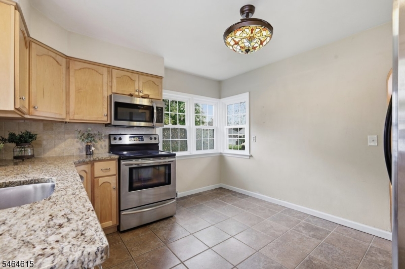 9 Miller Ave Property Photo 13