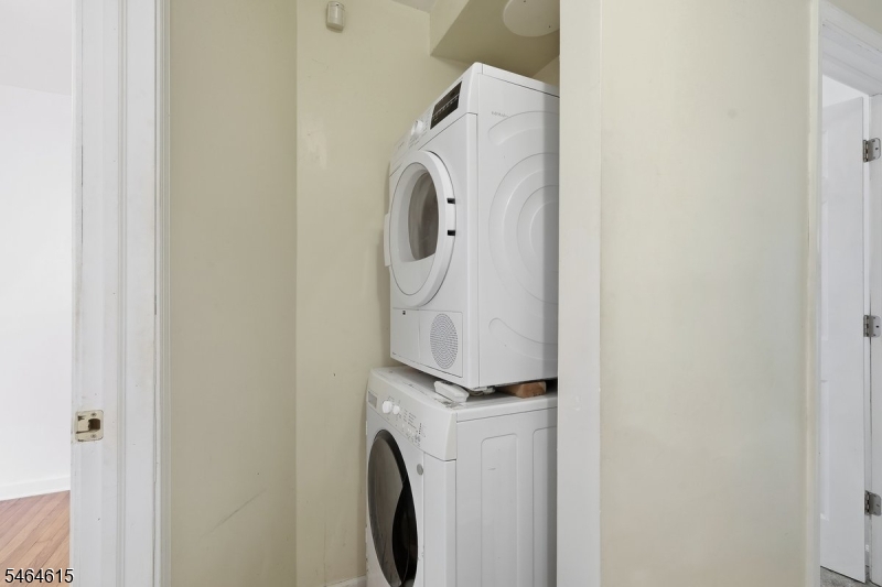 9 Miller Ave Property Photo 21