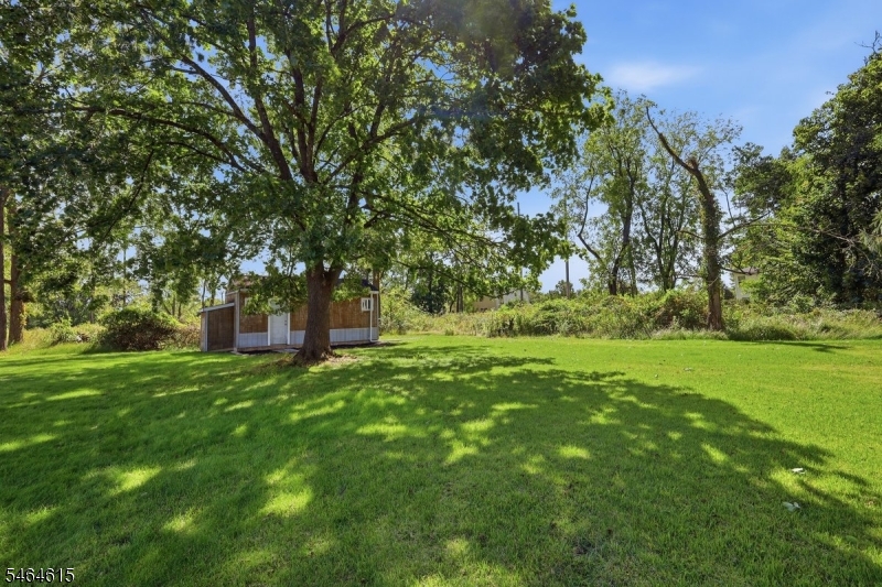 9 Miller Ave Property Photo 29