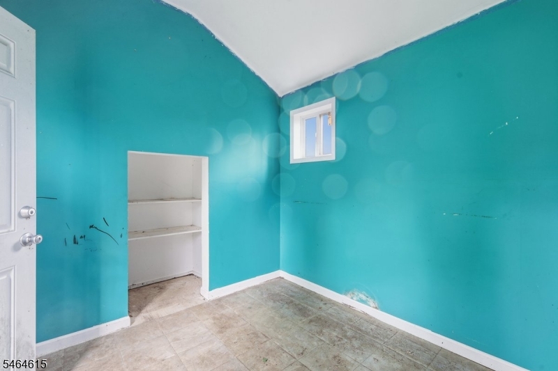 9 Miller Ave Property Photo 31