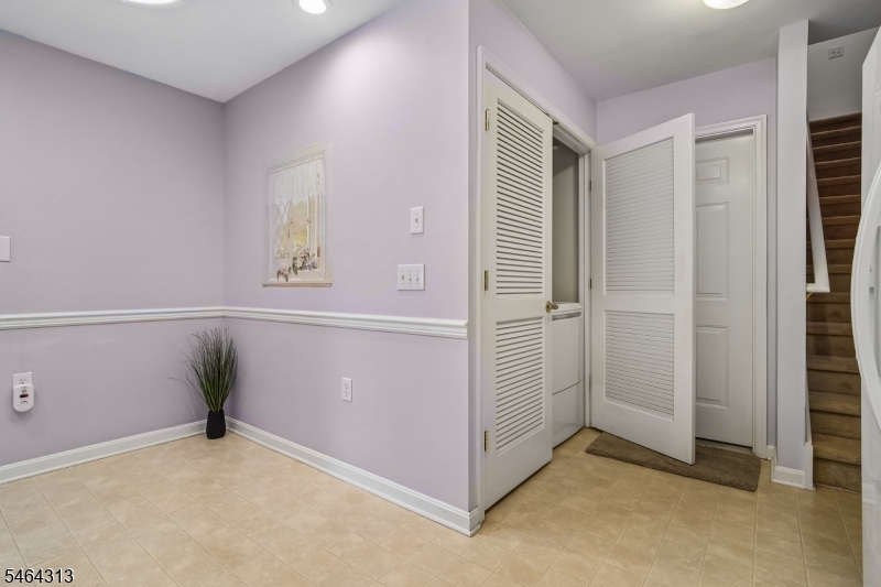 153 Merry Ln. Property Photo 17