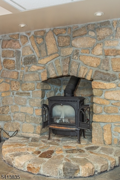 9 Tracey Ln Property Photo 14
