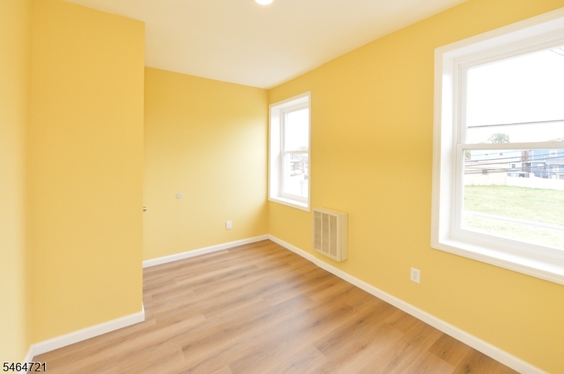 29 Dodd St 2 Property Photo 1