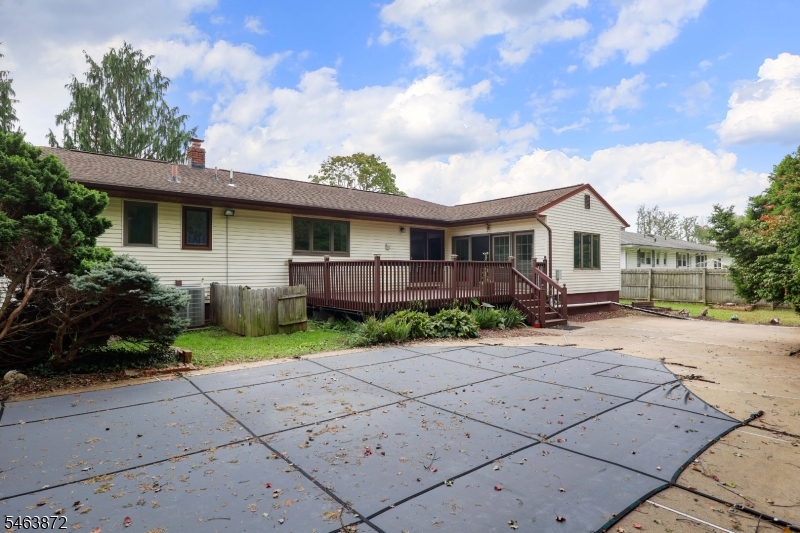 77 Schwin Drive Property Photo 40