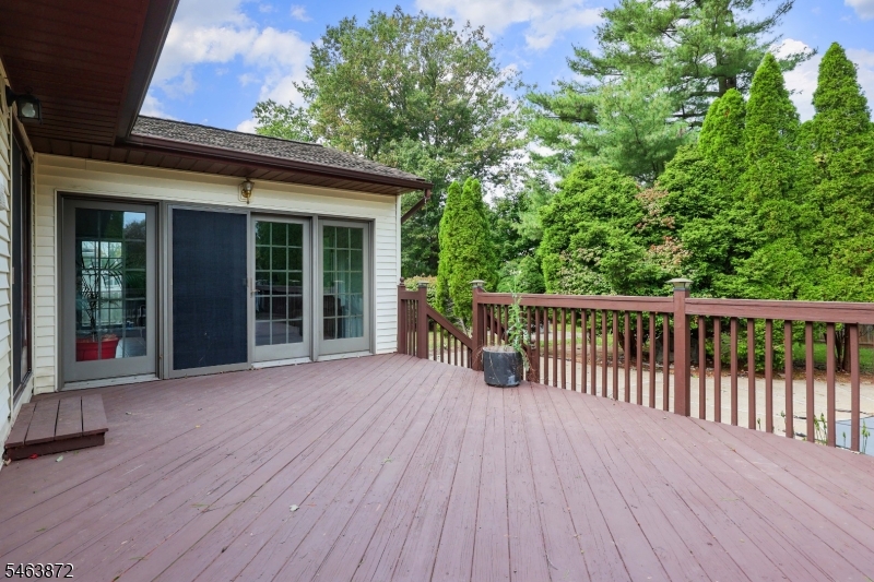 77 Schwin Drive Property Photo 32