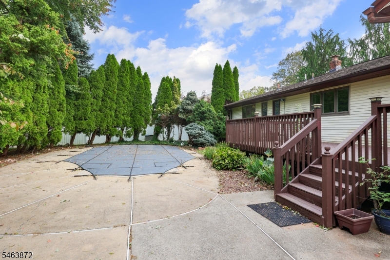 77 Schwin Drive Property Photo 38