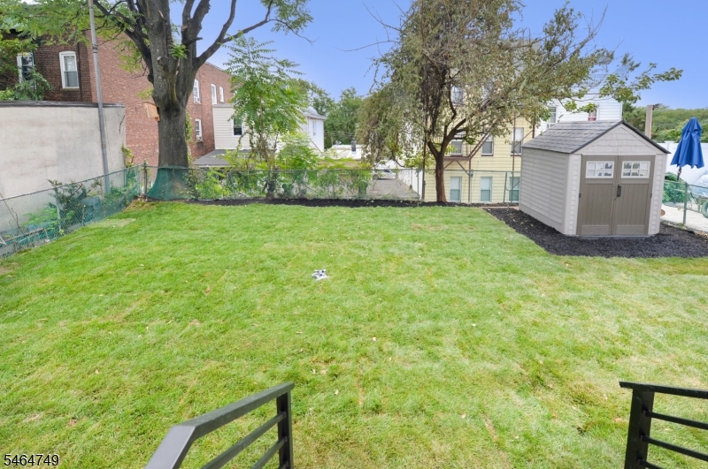 49 Center St Property Photo 14