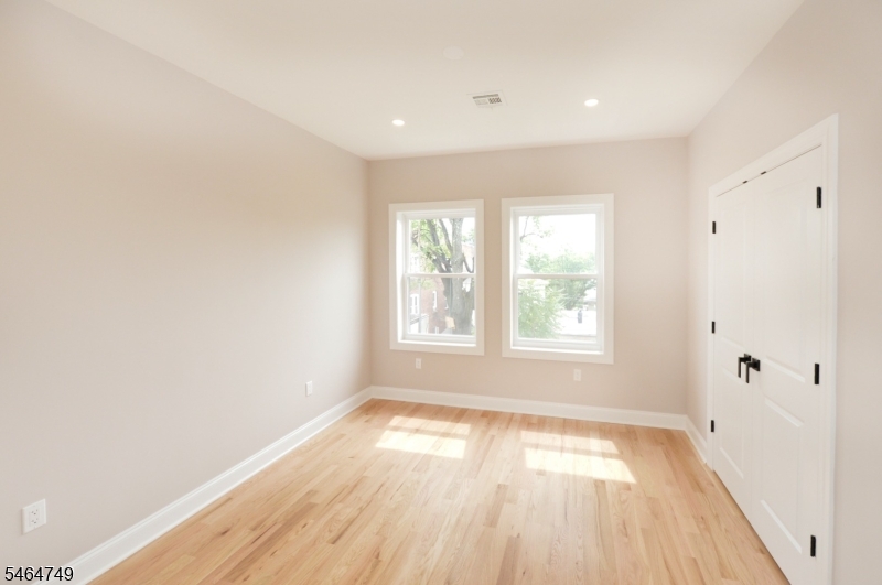 49 Center St Property Photo 16