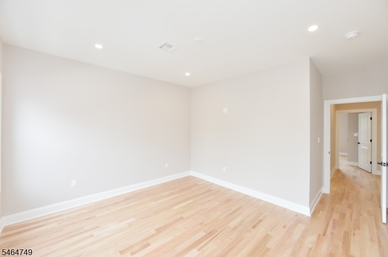 49 Center St Property Photo 20