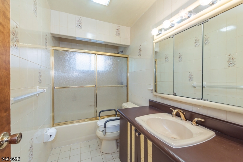 15 Jordan Rd Property Photo 6