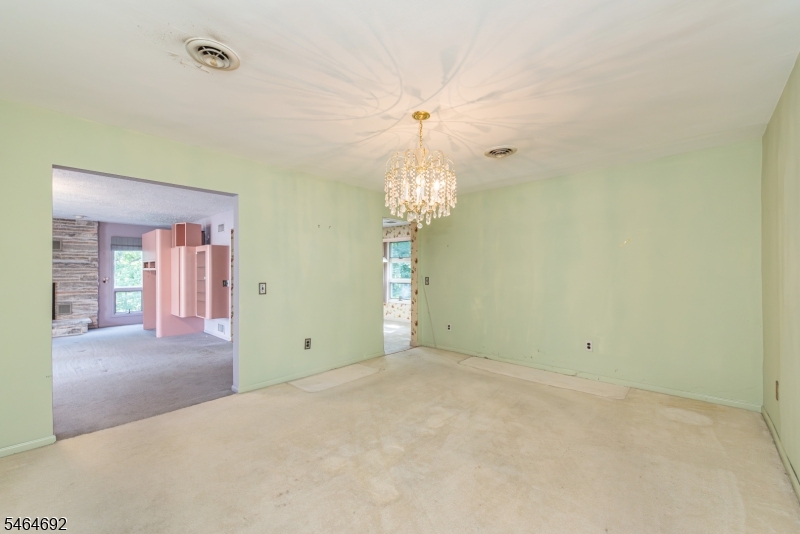 15 Jordan Rd Property Photo 9