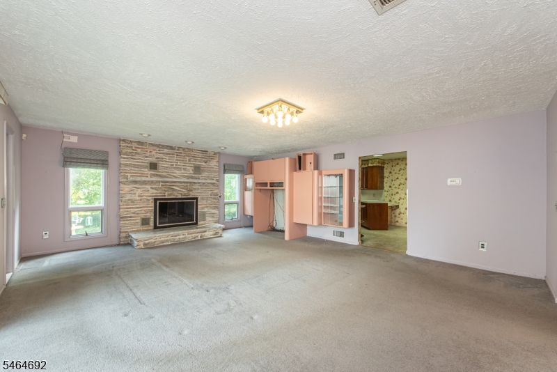 15 Jordan Rd Property Photo 11