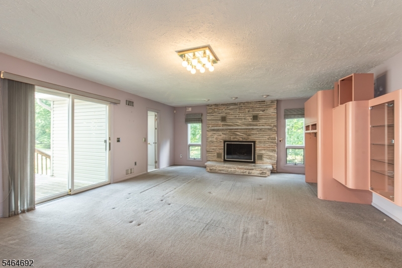 15 Jordan Rd Property Photo 12