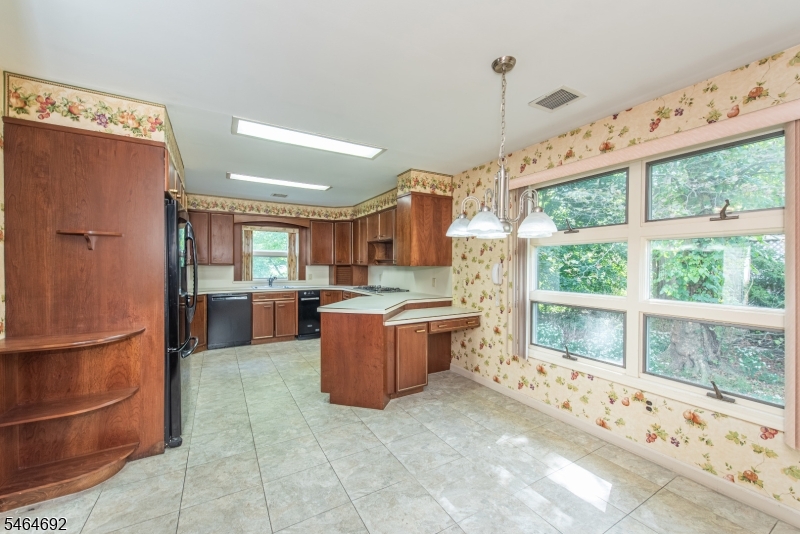 15 Jordan Rd Property Photo 13