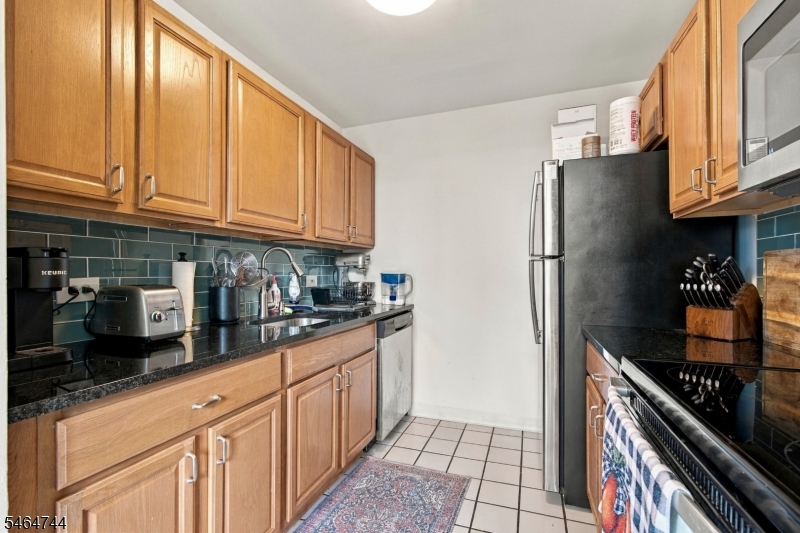 260 Main St 218 Property Photo 7