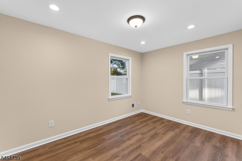 104 Andrew St Property Photo 23