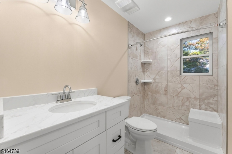 104 Andrew St Property Photo 29