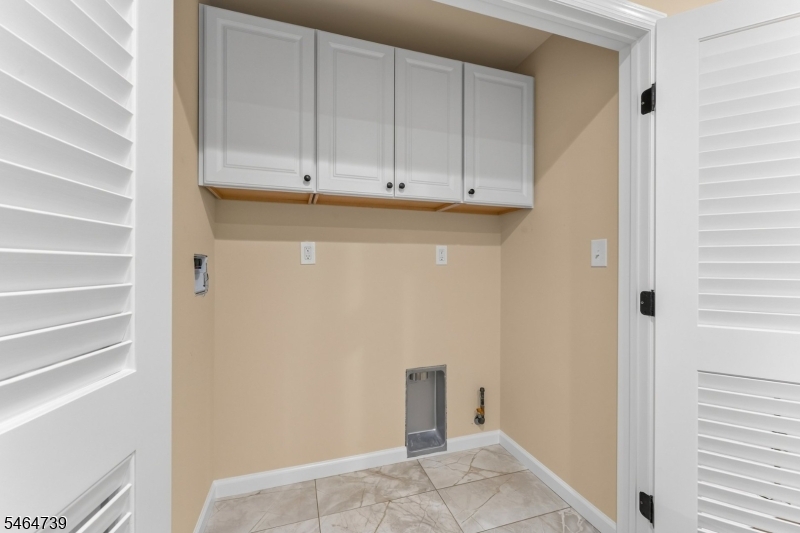 104 Andrew St Property Photo 30