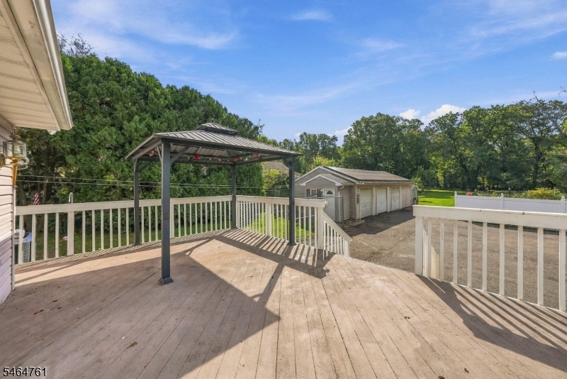 51 Diverty Rd Property Photo 40