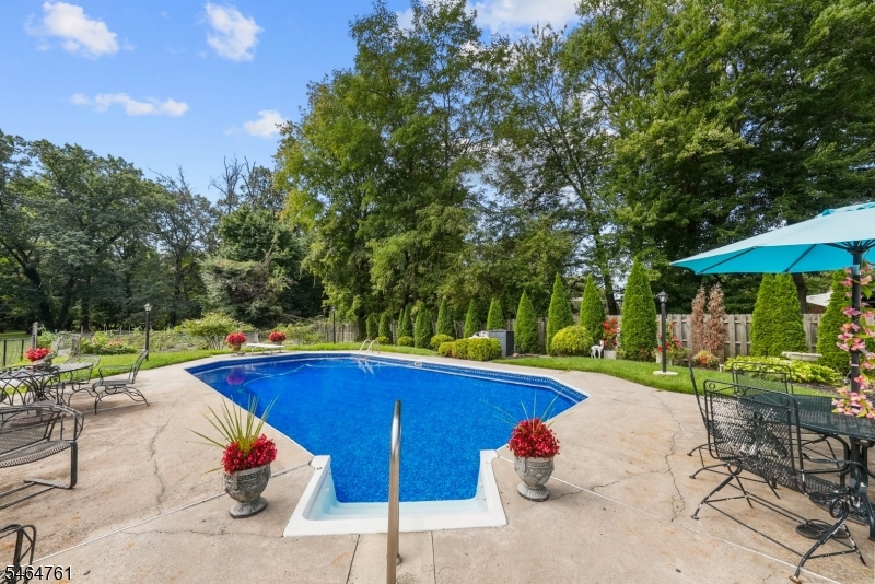 51 Diverty Rd Property Photo 45