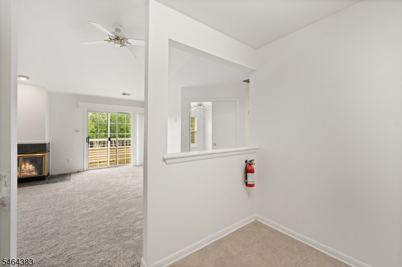 104 Heritage Blvd 9 Property Photo 7