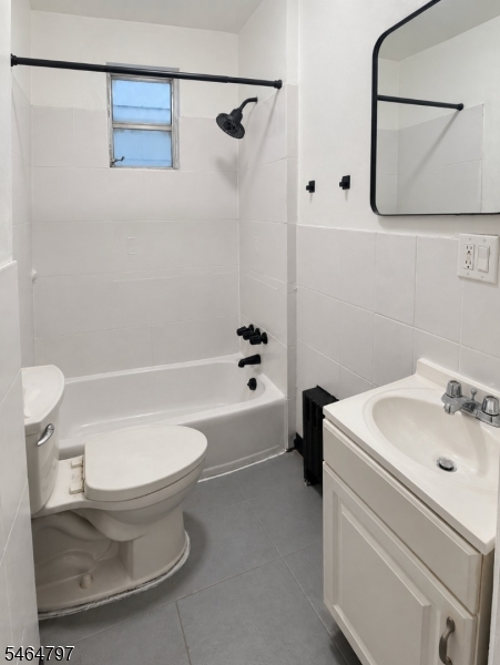 374 Myrtle Ave 1 Property Photo 2