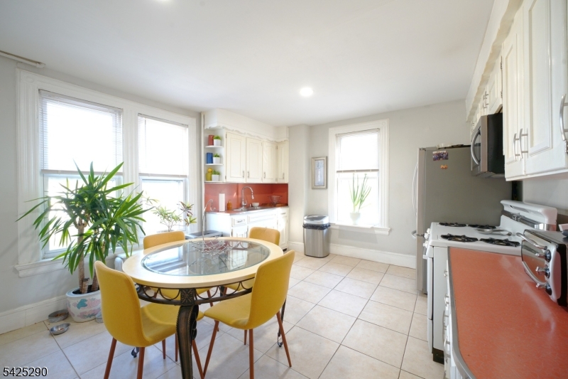 433 New England Ter Property Photo 26