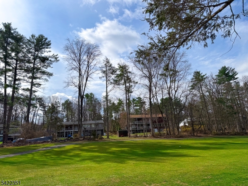 359 D Lake Shore South Property Photo 13