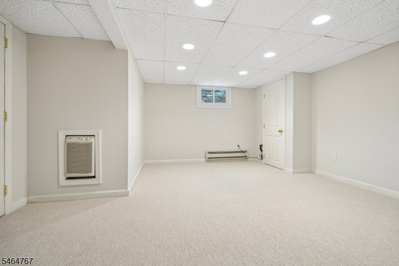 77 Francine Ave Property Photo 20