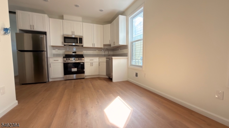 346 Woodside Ave Property Photo 15
