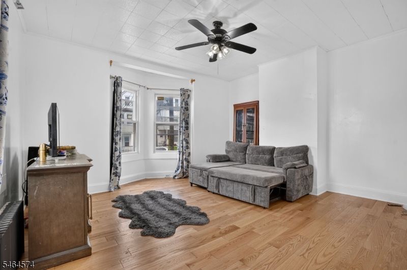 141 Kearney St Property Photo 2