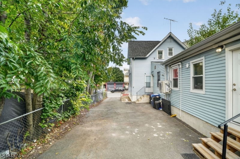 141 Kearney St Property Photo 22