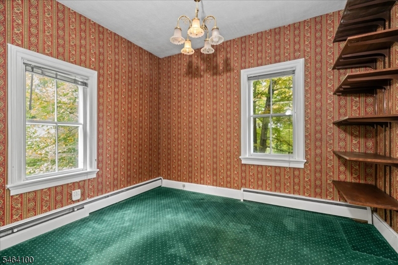 42 Academy St Property Photo 14