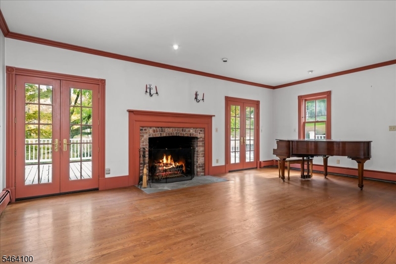 42 Academy St Property Photo 19