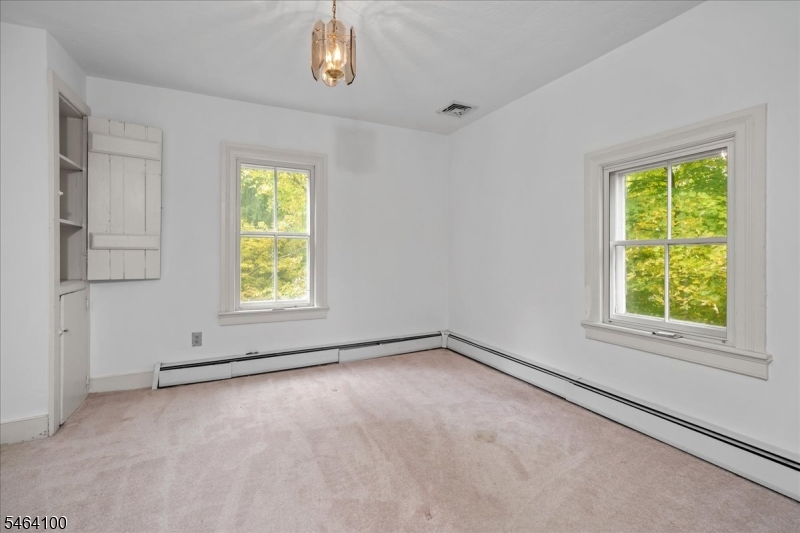 42 Academy St Property Photo 29