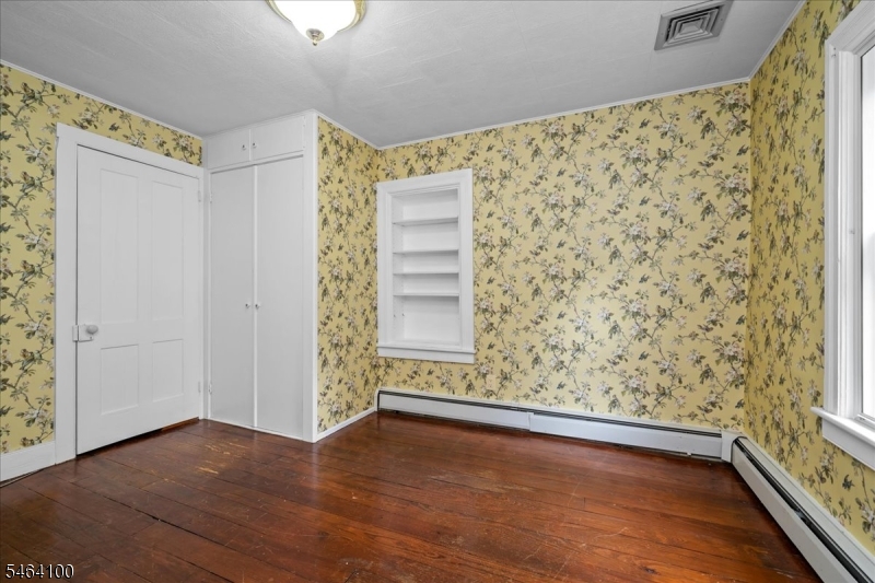 42 Academy St Property Photo 38