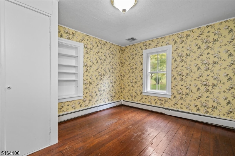 42 Academy St Property Photo 39