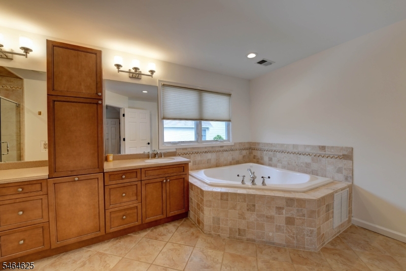 26 Liberty Court Property Photo 19