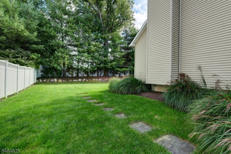 26 Liberty Court Property Photo 34