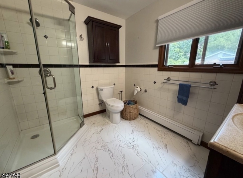 27 River Rd Property Photo 8