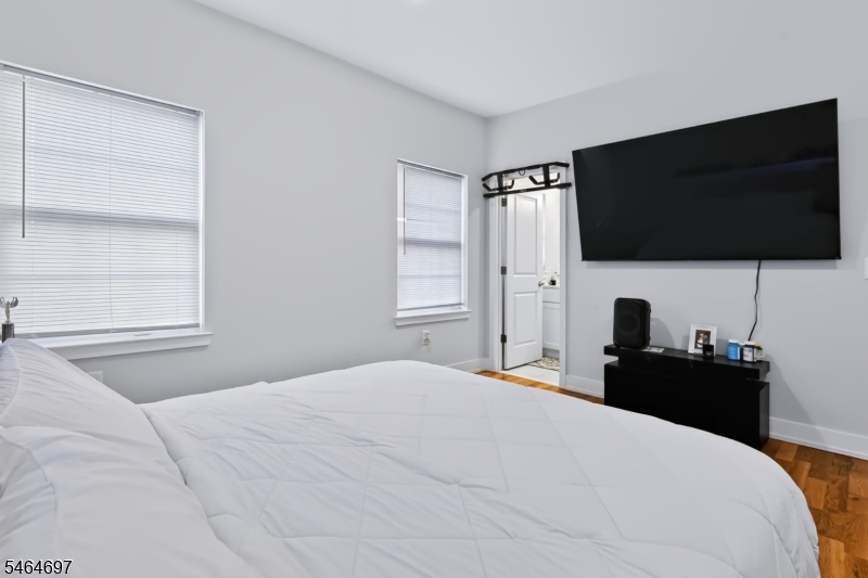 313 Doyle St 2 Property Photo 18