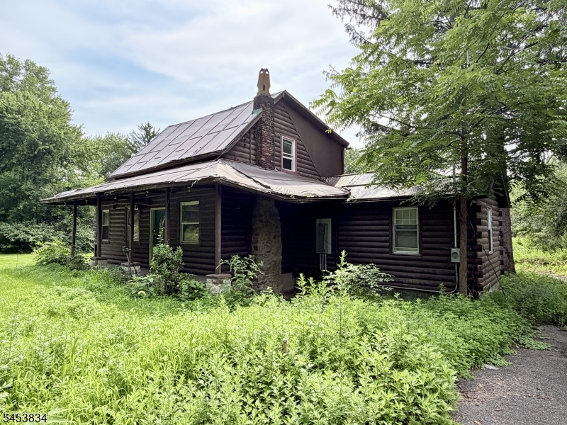 1056 State Route 57 Property Photo 4