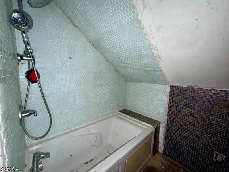 1056 State Route 57 Property Photo 22